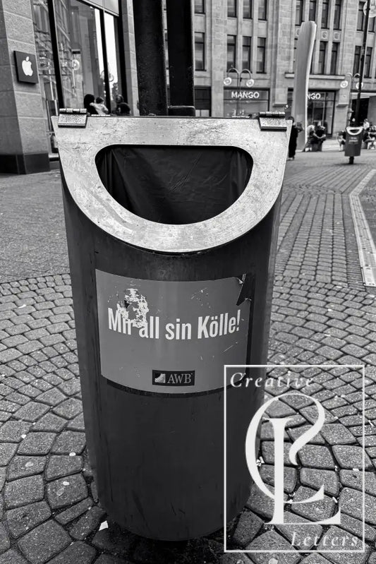 U wie stummer Diener